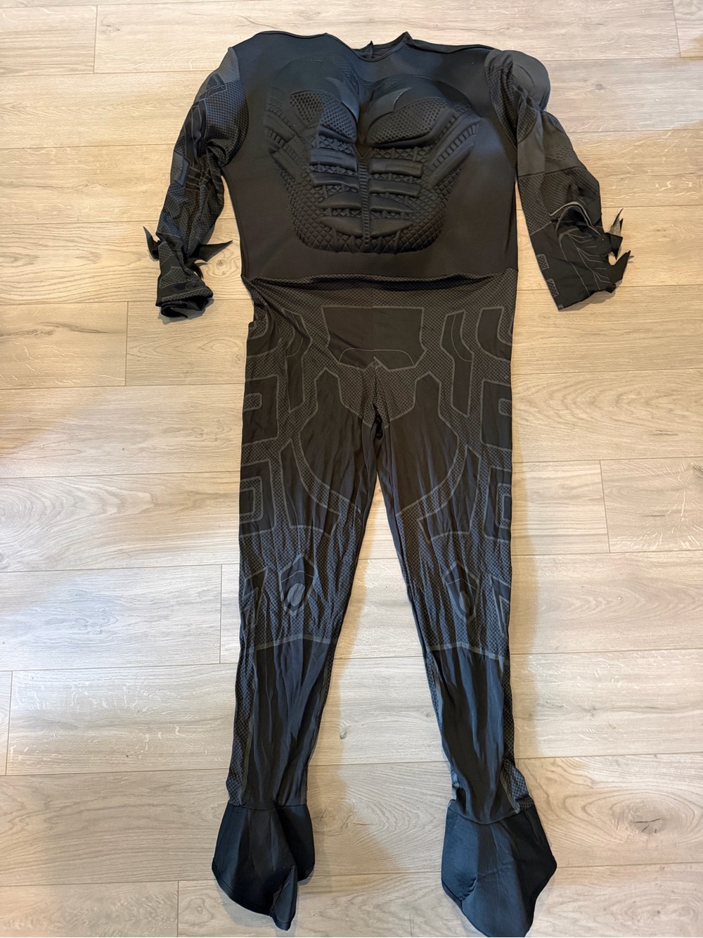 Men’s Batman Black Sculpted Jumpsuit, mask attached to cape, utility belt sz L